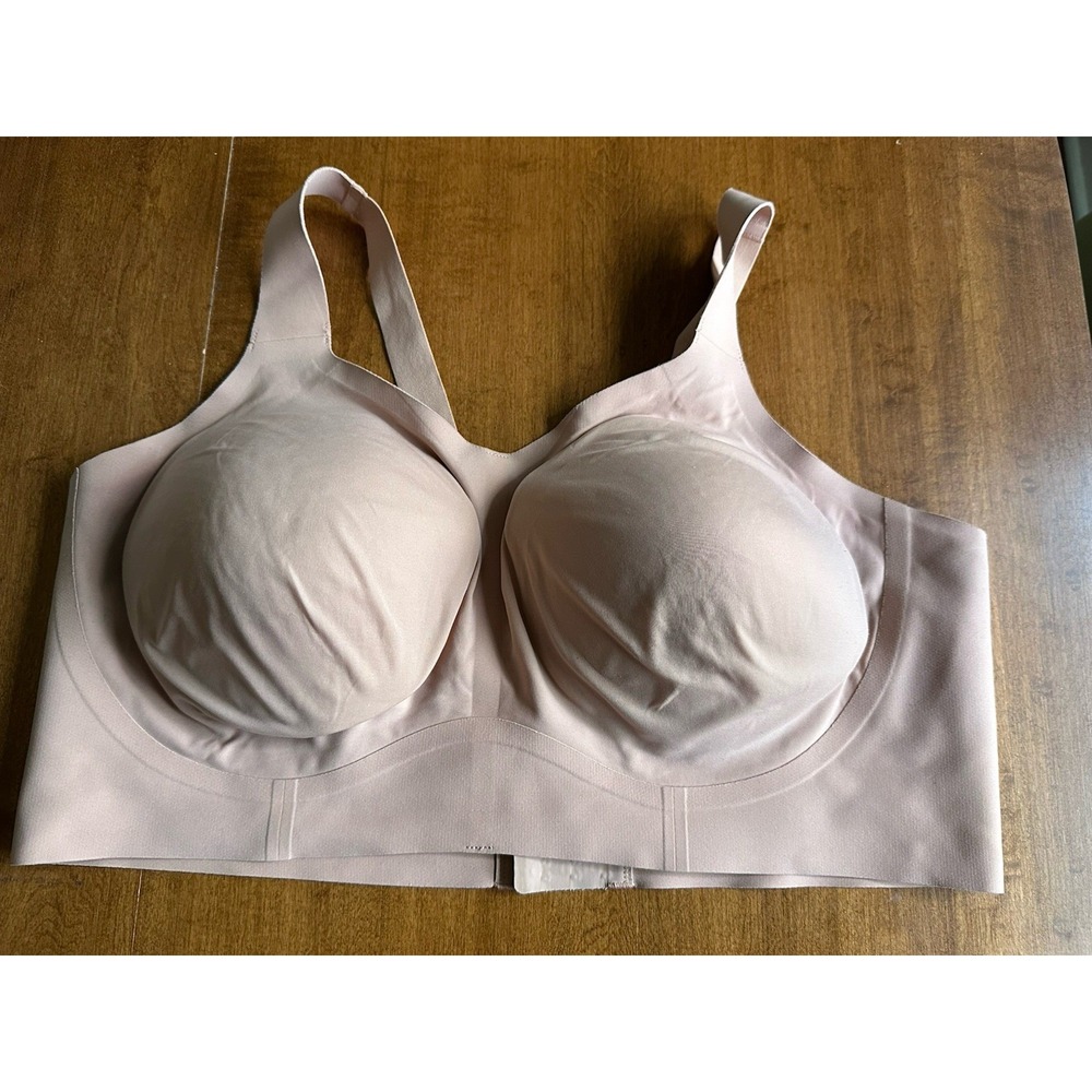 Evelyn Bobbie Beyond Bra Size 2XL Flaw